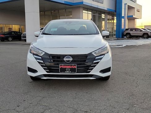 New 2025 Nissan Versa SV w/ Trunk Package image 3