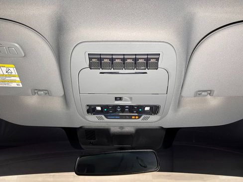 Used 2023 Ford F450 Lariat w/ Lariat Ultimate Package image 19