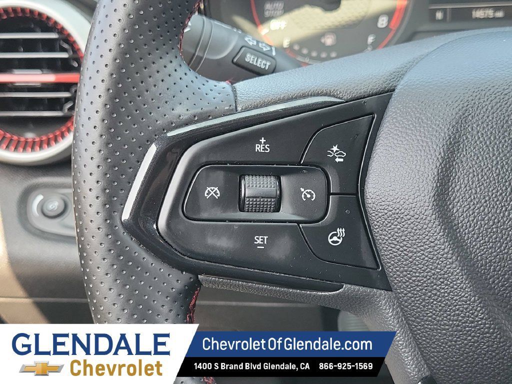 Used 2024 Chevrolet Trax RS w/ Driver Confidence Package FWD image 23