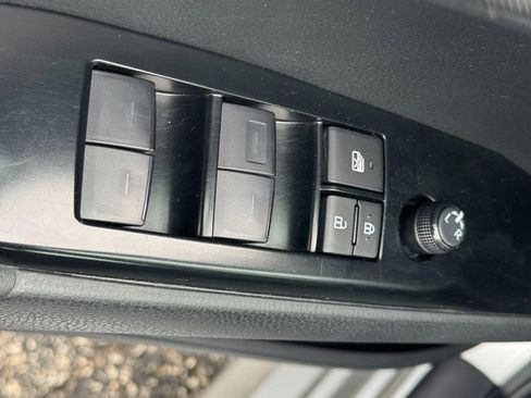 Used 2025 Toyota Camry LE FWD image 19