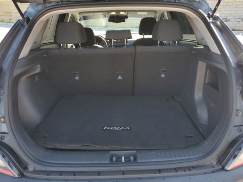 Used 2022 Hyundai Kona SEL FWD image 8