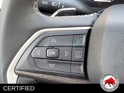 Used 2023 Jeep Grand Cherokee L Limited AWD/4WD image 31