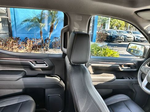 Used 2023 GMC Sierra 1500 SLT w/ SLT Premium Plus Package image 16