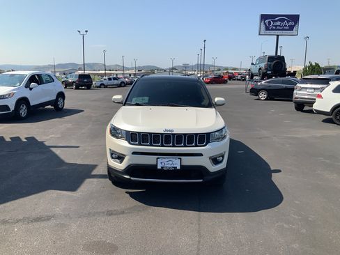 Used 2018 Jeep Compass Limited w/ Navigation Group AWD/4WD image 1