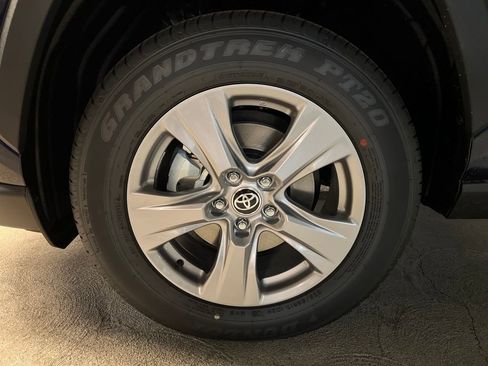 New 2025 Toyota RAV4 XLE image 6