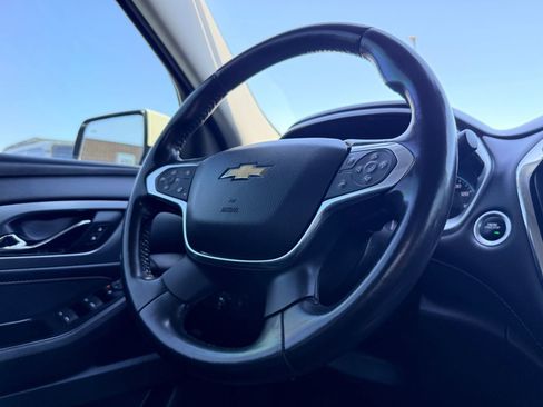 Used 2020 Chevrolet Traverse Premier AWD/4WD image 10