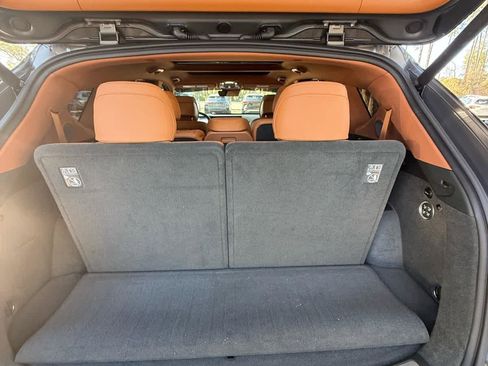 Used 2025 Genesis GV80 3.5T Advanced image 17