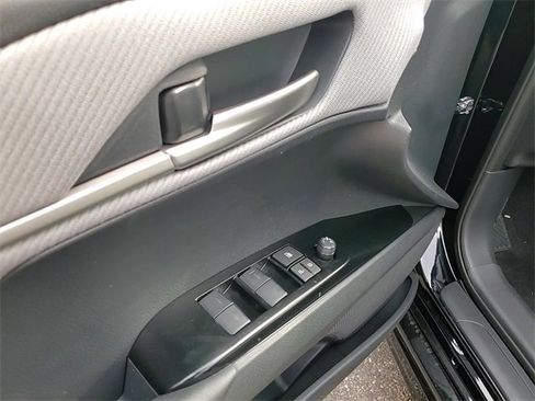 Used 2026 Toyota Camry SE image 11