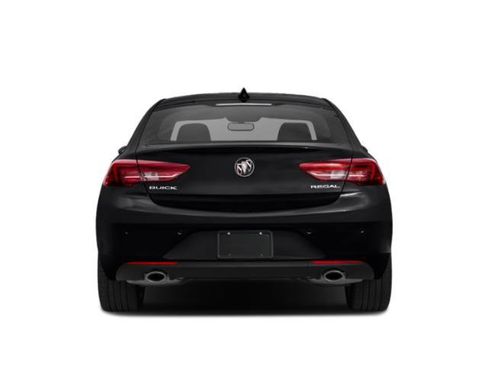 Used 2019 Buick Regal GS AWD/4WD image 8