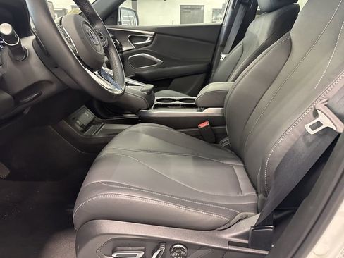 Used 2026 Acura RDX SH-AWD image 11