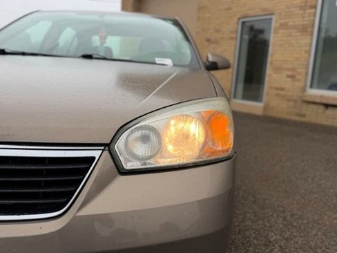 Used 2007 Chevrolet Malibu LT FWD image 54