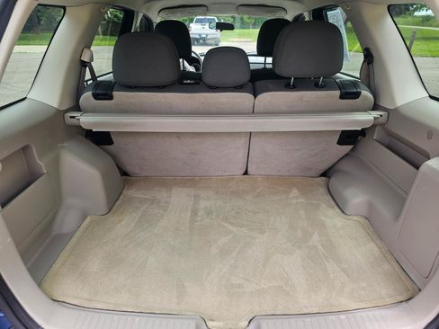 Used 2010 Ford Escape XLS FWD image 19