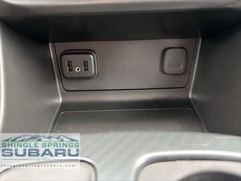 Used 2022 GMC Canyon AT4 image 46