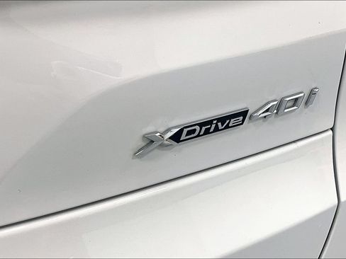 Used 2022 BMW X5 xDrive40i w/ Premium Package AWD/4WD image 31