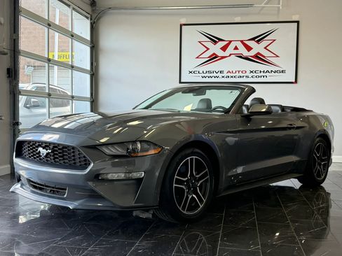 Used 2022 Ford Mustang Premium w/ Equipment Group 201A RWD image 9