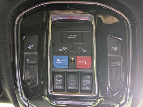 Used 2024 Jeep Grand Cherokee Summit w/ Adv Protech Group IV AWD/4WD image 20