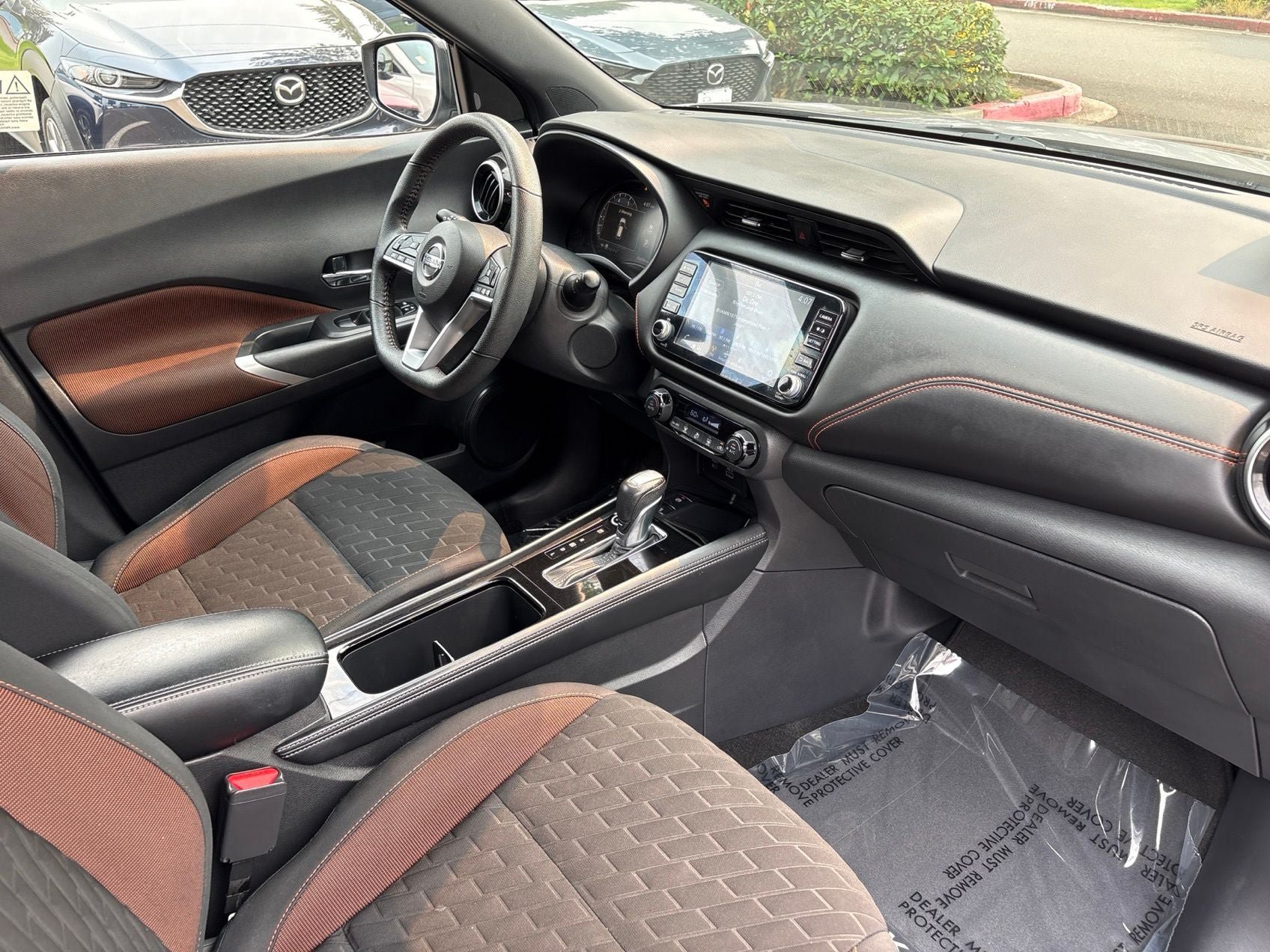 Used 2021 Nissan Kicks SR w/ Exterior Package FWD image 17