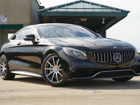 Used 2017 Mercedes-Benz S 63 AMG 4MATIC Coupe w/ Driver Assistance Package image 12