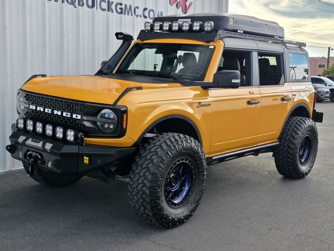 Used 2022 Ford Bronco Wildtrak image 9