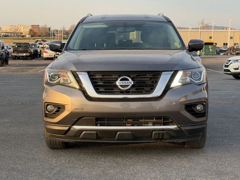 Used 2020 Nissan Pathfinder SV image 10