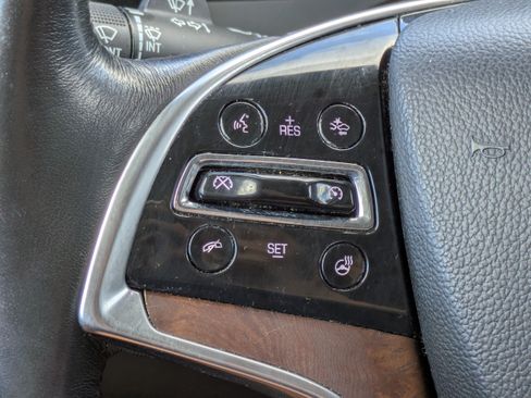 Used 2020 Cadillac Escalade ESV Premium Luxury AWD/4WD image 31