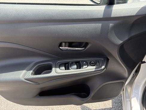 Used 2024 Nissan Versa SV FWD image 17