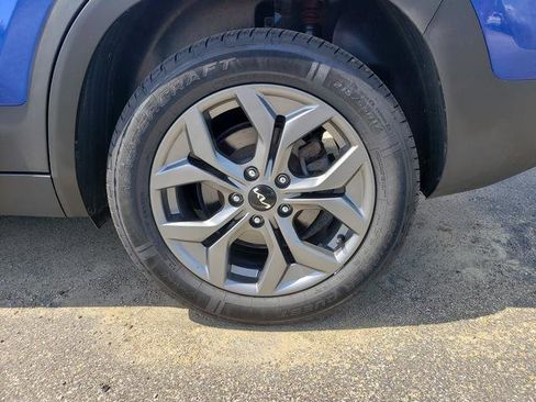 Used 2024 Kia Seltos LX AWD/4WD image 33