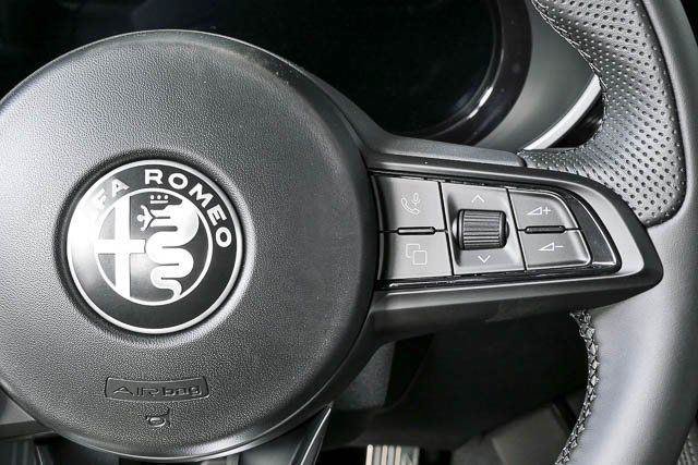 New 2026 Alfa Romeo Stelvio Sprint AWD/4WD image 13