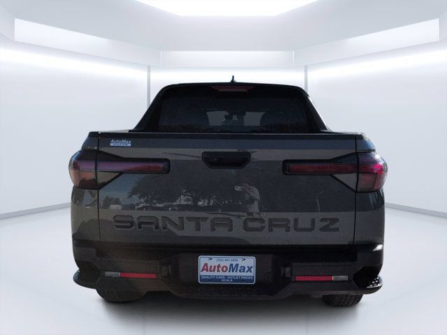 Used 2025 Hyundai Santa Cruz SEL FWD image 4