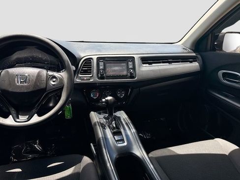 Used 2019 Honda HR-V LX image 22