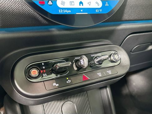 Certified 2025 MINI Cooper S image 18