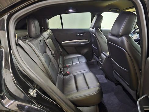 Used 2020 Cadillac XT4 Premium Luxury image 12