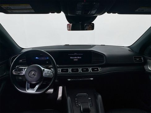 Used 2023 Mercedes-Benz GLS 580 4MATIC image 22