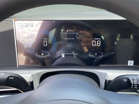Certified 2026 Hyundai Tucson SE FWD image 11