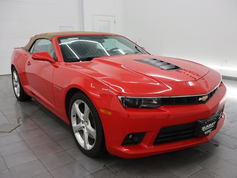 Used 2014 Chevrolet Camaro SS w/ RS Package RWD image 2