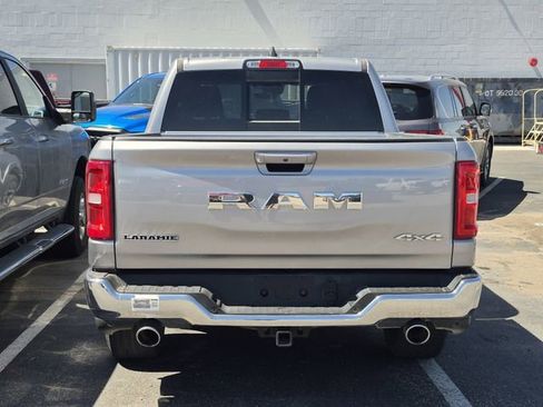 Used 2025 RAM 1500 Laramie AWD/4WD image 9