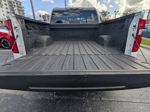 Used 2021 Chevrolet Silverado 1500 High Country w/ Technology Package AWD/4WD image 10