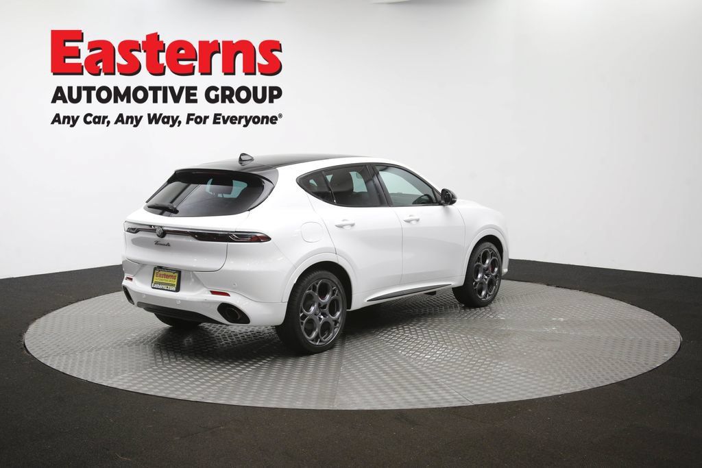 Used 2025 Alfa Romeo Tonale Tributo Italiano AWD/4WD image 43