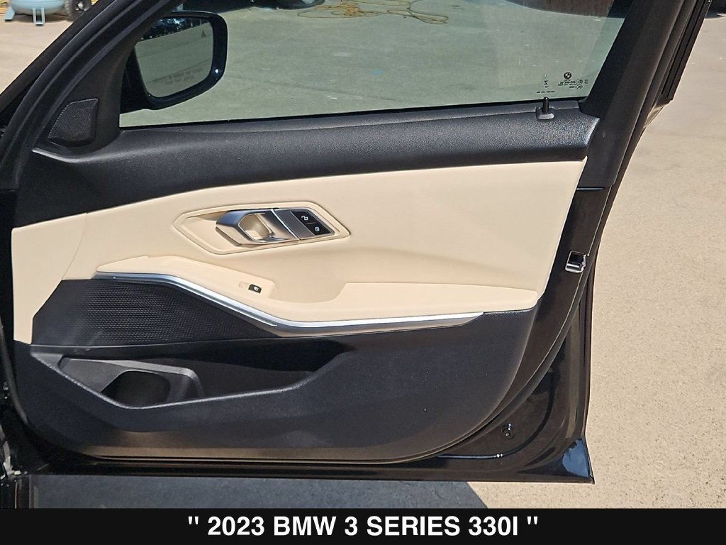 Used 2023 BMW 330i Sedan w/ Premium Package RWD image 30