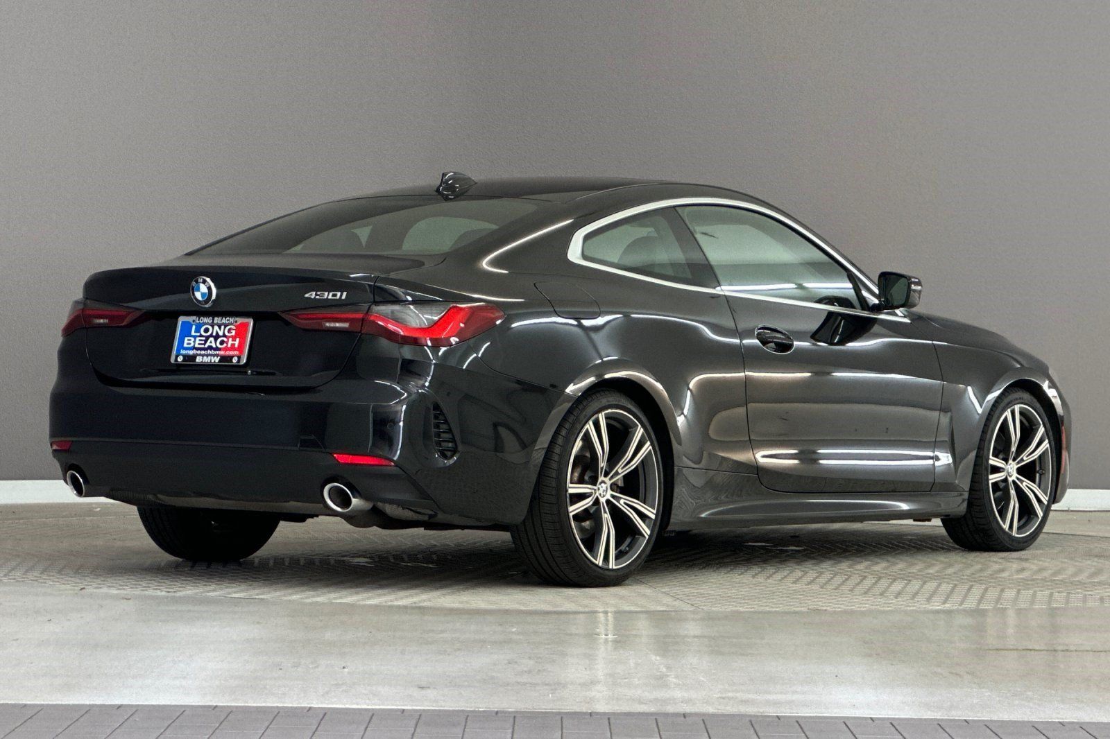 Used 2022 BMW 430i Coupe w/ Convenience Package RWD image 8