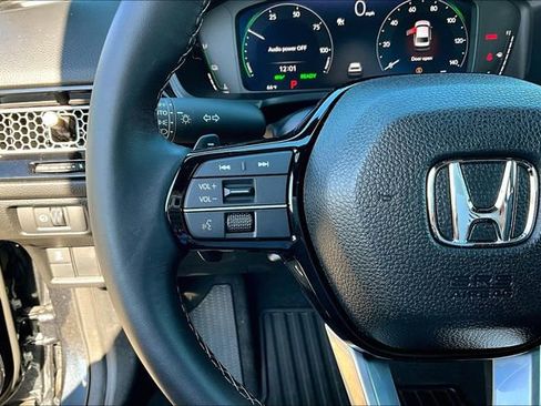 Used 2025 Honda Civic Sport image 15