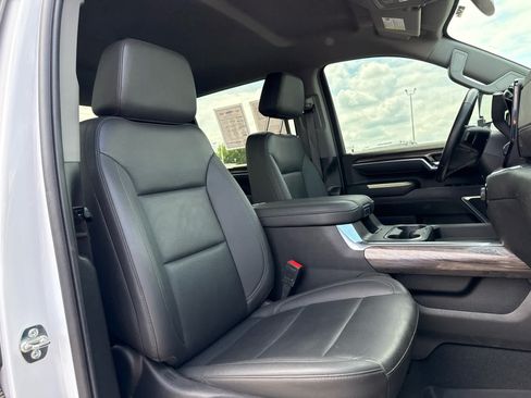 Certified 2025 Chevrolet Silverado 3500 LTZ w/ LTZ Convenience Package AWD/4WD image 23