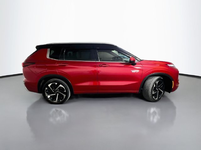 Used 2023 Mitsubishi Outlander SEL AWD/4WD image 9