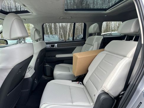 New 2026 Hyundai Santa Fe Calligraphy image 9