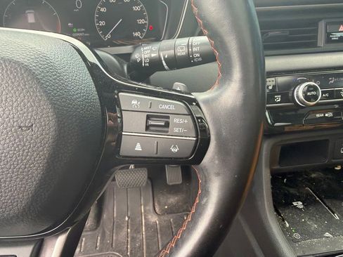 Used 2024 Honda Pilot TrailSport image 21
