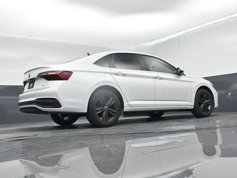 Used 2024 Volkswagen Jetta SE FWD image 49