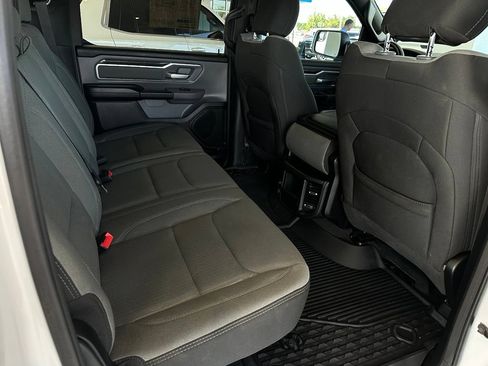 Used 2022 RAM 1500 Big Horn AWD/4WD image 18