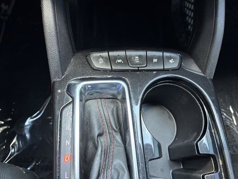 Used 2021 Chevrolet TrailBlazer RS w/ Technology Package FWD image 35