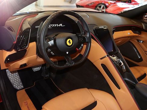 Certified 2022 Ferrari Roma image 6