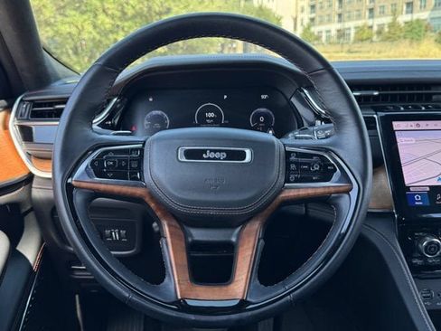 Used 2022 Jeep Grand Cherokee L Summit AWD/4WD image 13